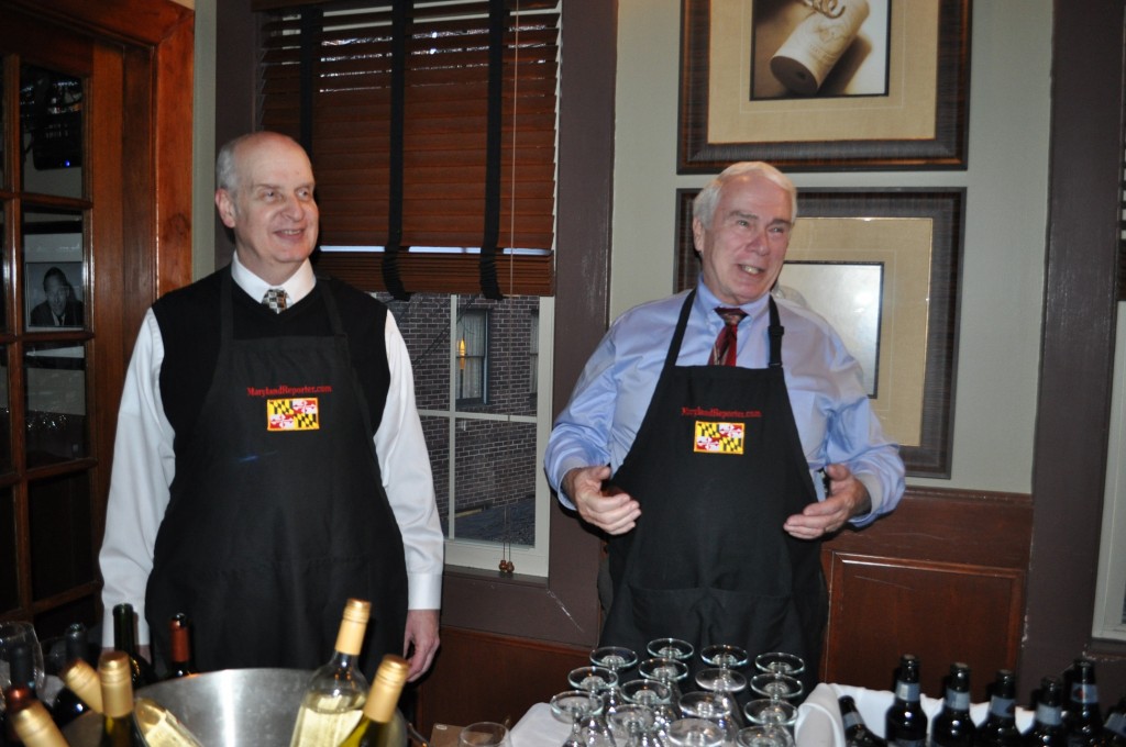 Celebrity bartenders: Columnist Barry Rascovar and Senate Majority Leader Jim Robey.