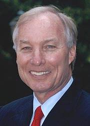 Franchot urges Marylanders filing paper tax returns to do so by Friday