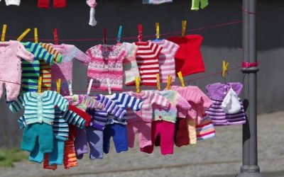 Buying Clothes for a Toddler: Online Vs. Offline