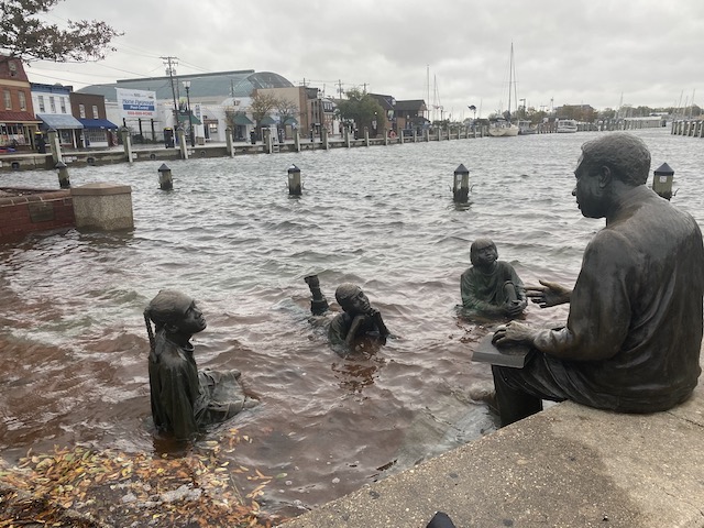 Annapolis dock floods, high water expected to last weekend