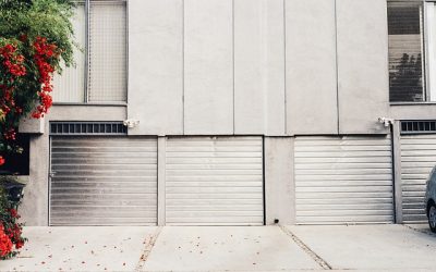 5 Signs You Need to Replace Your Garage Door