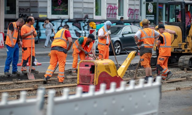 State Roundup: Union demands better safety efforts for highway workers; gutting of Voting Rights Act may spur more state action; May Day protests to draw thousands across state