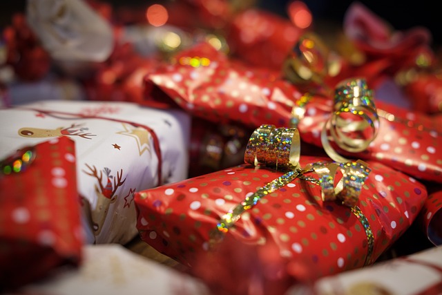 Shopping Local for Gifts to Boost Maryland’s Regional Economies