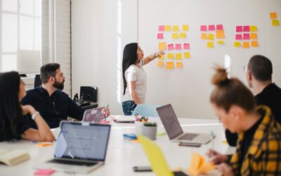 Agency vs. In-House: What’s the Best Fit for Your Business?