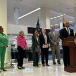 Democrats urge end to shutdown so airport workers can get paid 