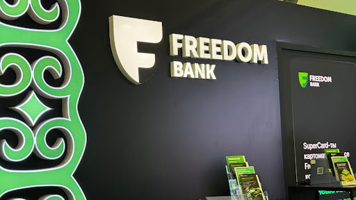 Freedom Bank Wins an Award in Dubai