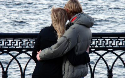 5 Things to Consider Before Dating an Older Man