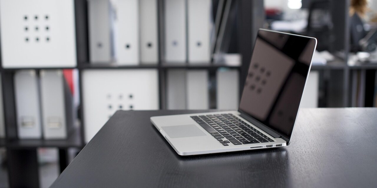 Holiday shopping scams: How a password generator protects Maryland consumers